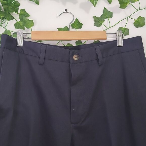 St. John's Bay. WorryFree. Classic Fit. Navy Blue Dress Pants. Size 36X32. EUC - Picture 2 of 6